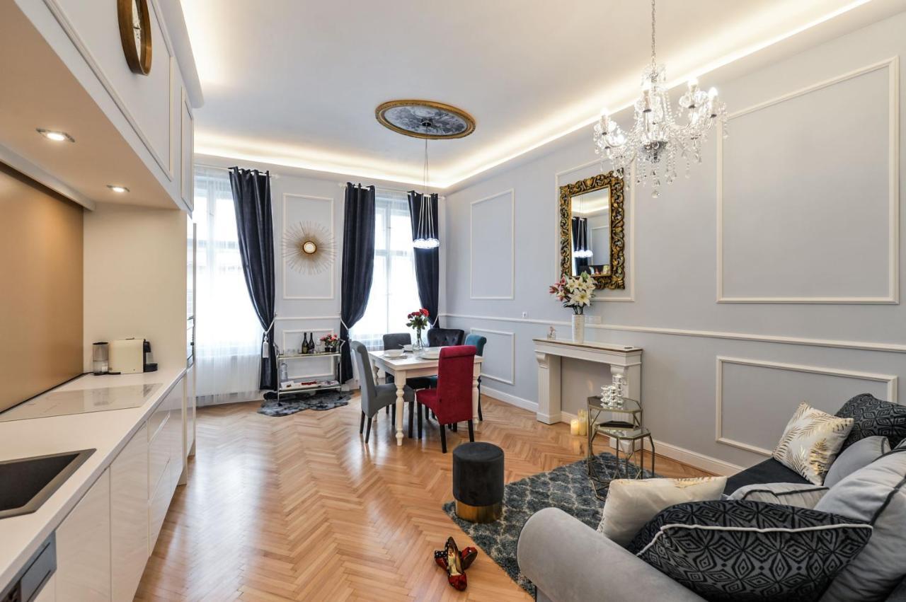Vogue Apartment Near By Wenceslas Square Praga Exterior foto